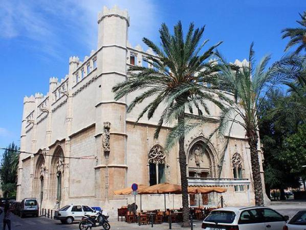 Рынок Льоджа де Мар фото