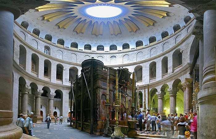 Храм Гроба Господня в Иерусалиме закрыли для посещения
