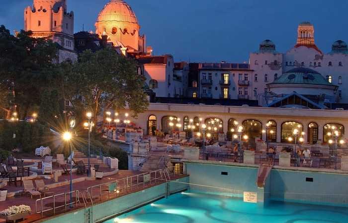 Купальни Геллерт фото