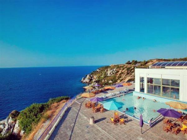 Лутра Кассандра Греция