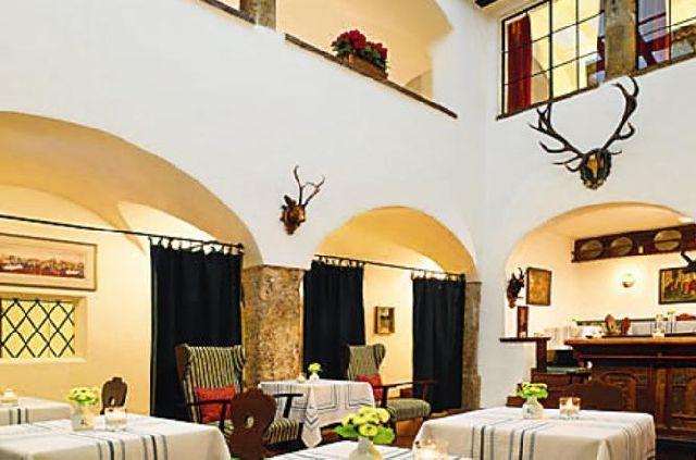 Ресторан Goldener Hirsch Зальцбург