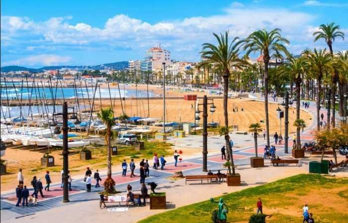 Ситжес пляжи