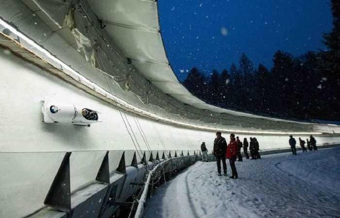 В Сочи открыли санно-бобслейную трассу для туристов