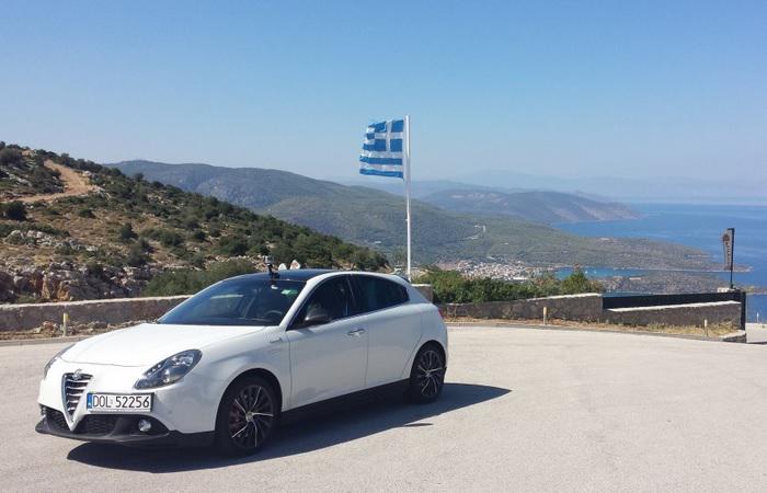 Российские права в Греции уже не действуют