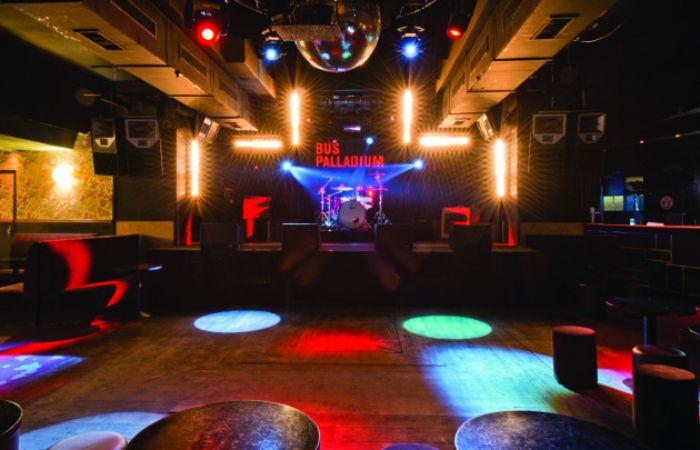 Клуб Bus Palladium Париж фото