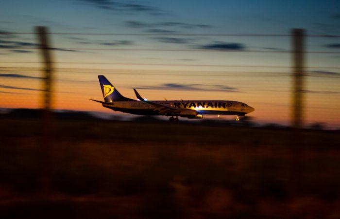 Ryanair багаж и ручная кладь фото