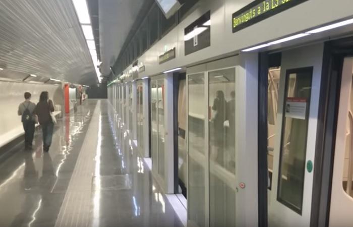 Метро в аэропорту Барселоны