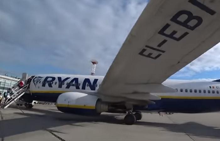 Авиакомпания Ryanair изменила тарифы