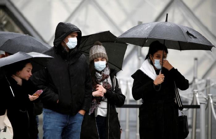 В США количество случаев коронавируса перевалило за 1000