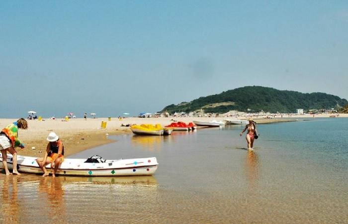 Куда поехать в апреле и где отдохнуть весной