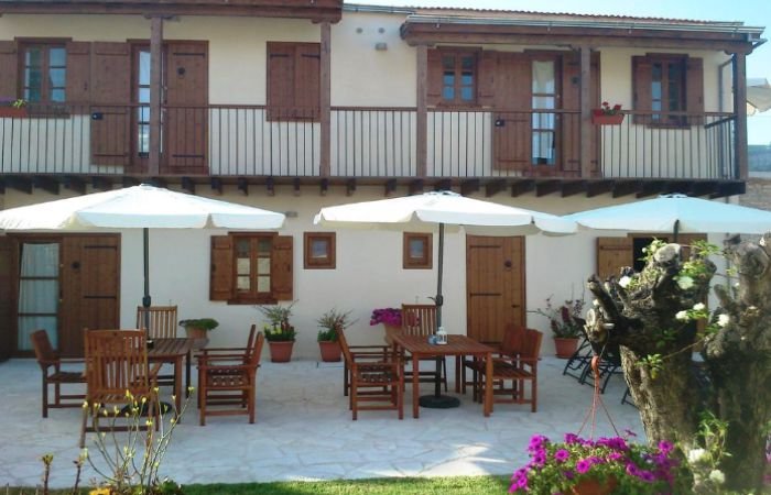 Charalambos Holiday Cottage, Кипр отель апартаменты