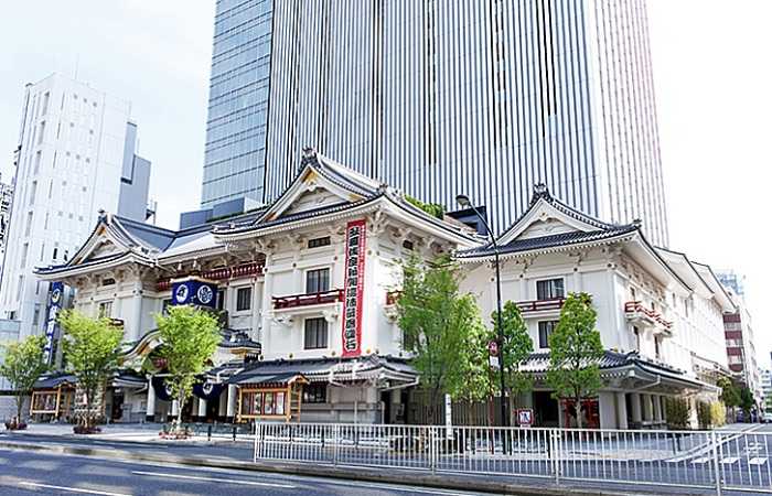 Театр Кабуки-дза, архитектура района Гиндза, Токио 