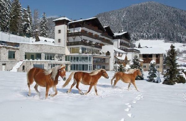 Карецца зимой, Южный Тироль Италия горнолыжные курорты 