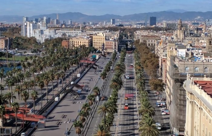 Hola Barcelona тревел карта, проездной документ, который поможет сэкономить в Барселоне