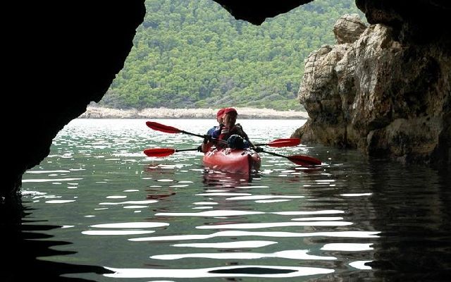 Зелёная пещера Хорватия, каякинг-тур