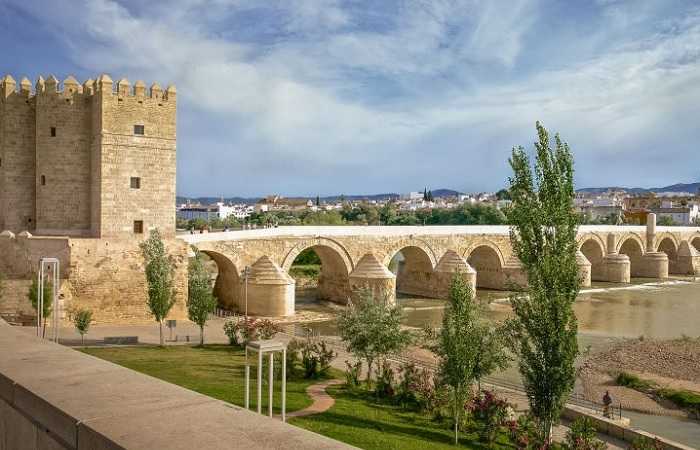Мост вольного Волантиса - Римский мост Кордовы, Испания 