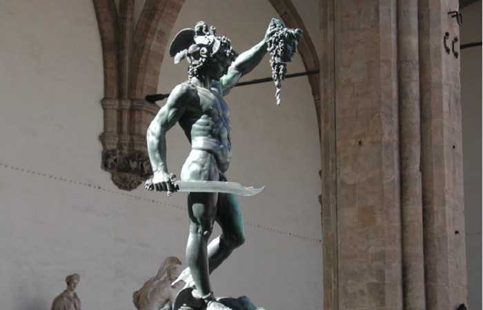 Персей с головой Медузы, Флоренция 