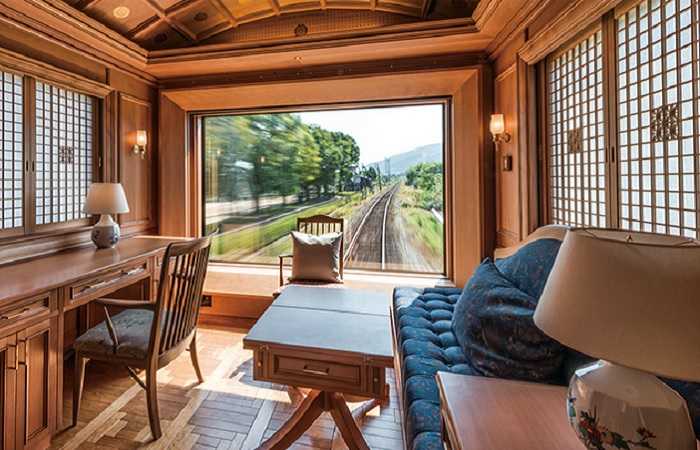 Круиз по Японии, интерьеры круизных поездов люкс JR West