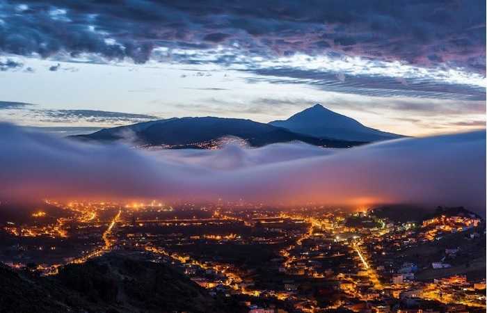 Ла Лагуна и вулкан Тейде в вечерних сумерках заката, фото 