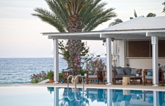 Crystal Springs Beach Hotel, прекрасный выбор отеля с детьми в Ларнаке, Кипр