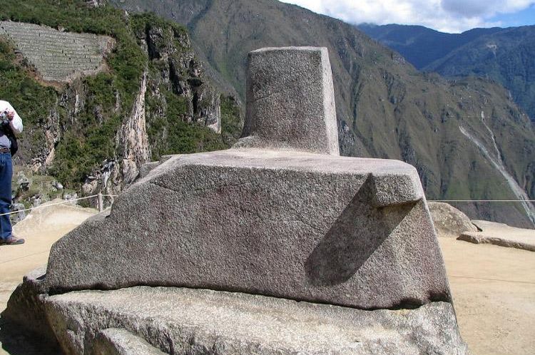 Камень интиуатана город Мачу-Пикчу