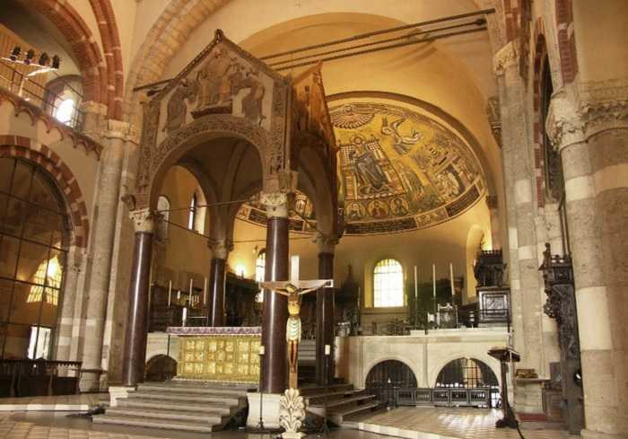  Милан места, которые стоит посетить - Базилика святого Амвросия