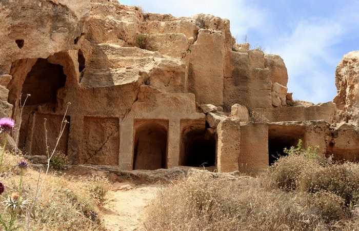Кипр необычные места, царские гробницы Пафоса