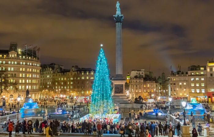 Новогодние елки мира, елка на Трафальгарской площади, Лондон