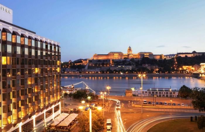 На Новый год в Будапешт, лучшие отели - Sofitel Budapest Chain Bridge На Новый год в Будапешт, лучшие отели - Sofitel Budapest Chain Bridge