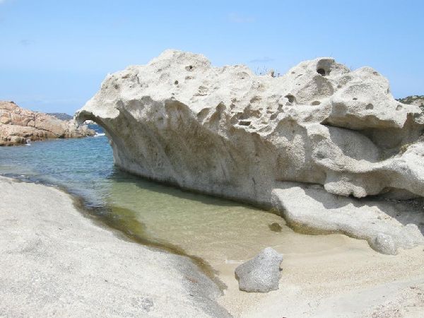 Пляжи Сардинии, архипелаг Маддалена