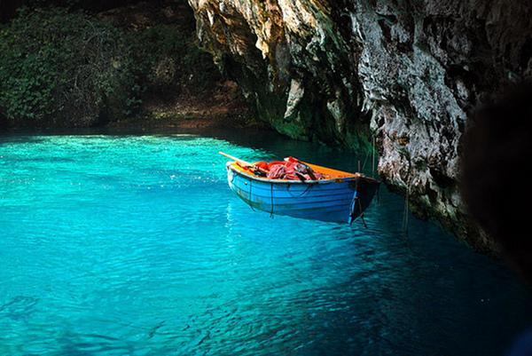 Подземное озеро Мелиссани, Кефалония Греция