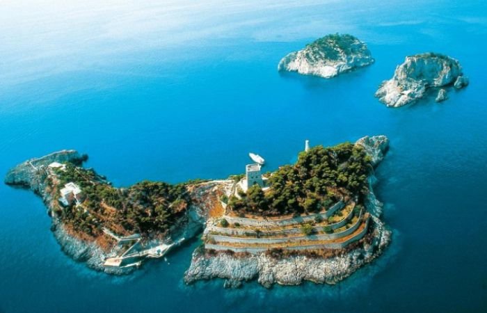 Позитано Италия достопримечательности фото, острова Ли Галли