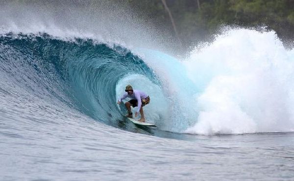 Серфинг Индонезия