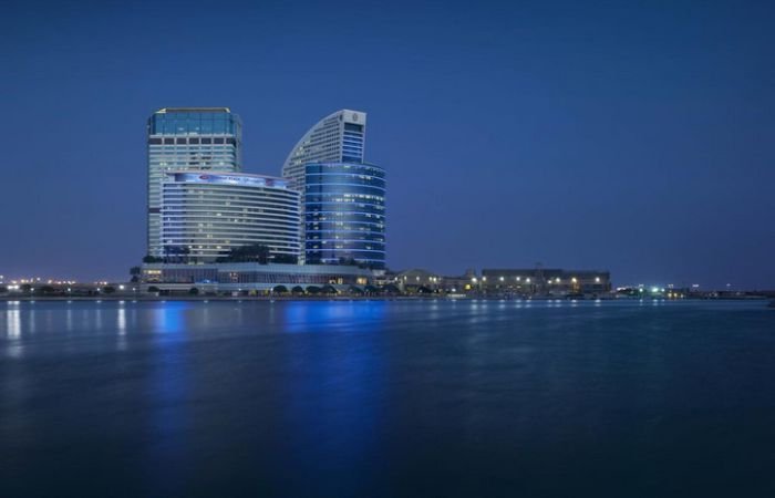 Лучшие отели Дубая для шопинга - Crowne Plaza Dubai Festival City