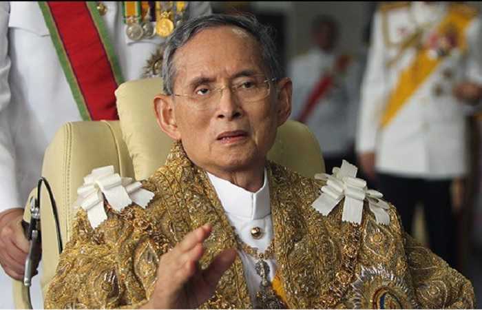 Бывший монарх Таиланда, скончавшийся в октябре 2016 года