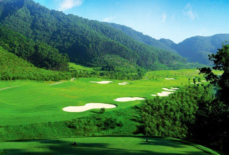 Туры на Хайнань, поля для гольфа на острове