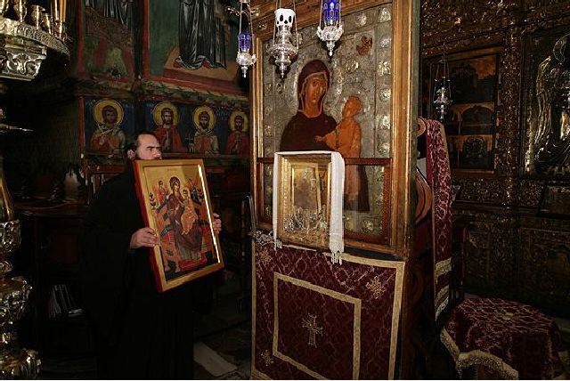 Ватопедский монастырь, чудотворная икона Всецарица 