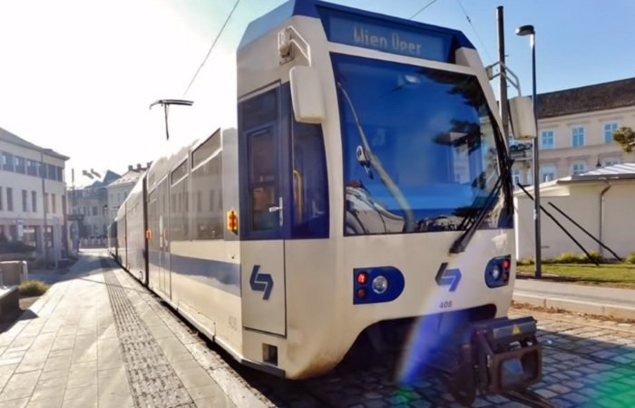 Как доехать из Вены до Бадена: трамвай Badner Bahn, доставляет пассажиров из Вены в Баден 